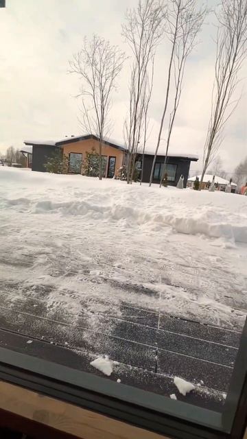 Там же холодно! Загородный вайб - там всегда тепло! #стр смотреть онлайн