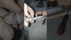 Замена направляющих передних суппортов/ Mitsubishi Outlander XL/