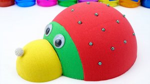 ЛЕПИМ ЖУКА ИЗ КИНЕТИЧЕСКОГО ПЕСКА ДЛЯ ДЕТЕЙ СМОТРЕТЬ ДЕТСКИЙ КАНАЛ ИГРАЛКИ-ЗАЛИПАЛКИ