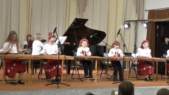 Колесов Л., "Первые шаги" - ансамбль цимбалистов "Медуни смотреть онлайн