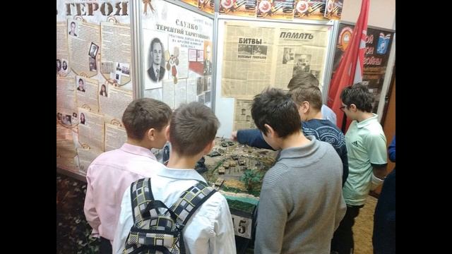 Видеоролик 1+1 ГБОУ Школа 830 смотреть онлайн