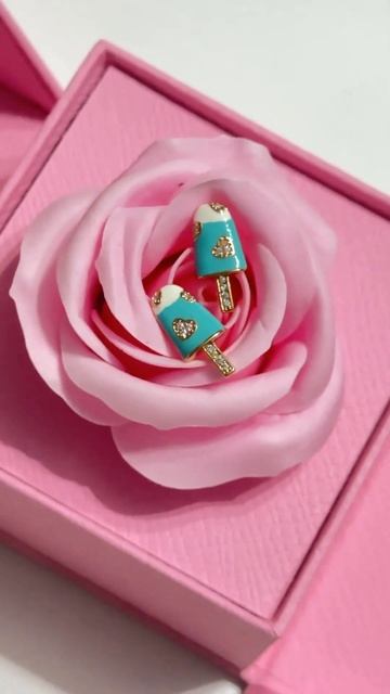 Серьги-гвоздики для девочек Xuping Jewelry 2000 тенге смотреть онлайн