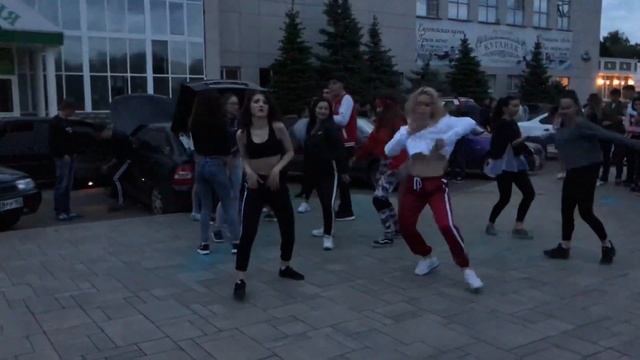 Девочки на тусе джусе Стерлитамак смотреть онлайн