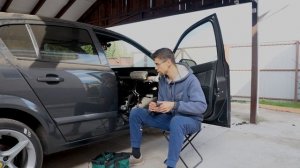 Ремонт проводки задніх дверей в Opel Astra H