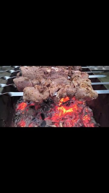 Если в Раю есть шашлык, то он именно такой!😎 #шашлык #м? смотреть онлайн