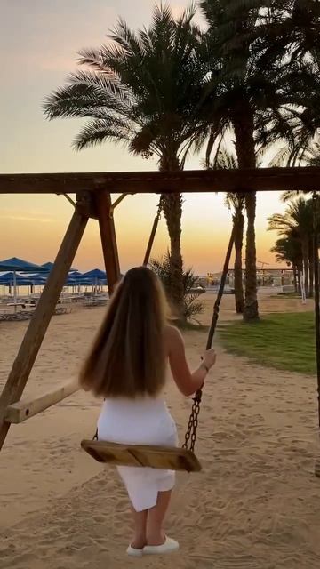 УПАЛА С КАЧЕЛЕЙ продолжение в тгк: ChuViy22 #лето #music #travel #? смотреть онлайн