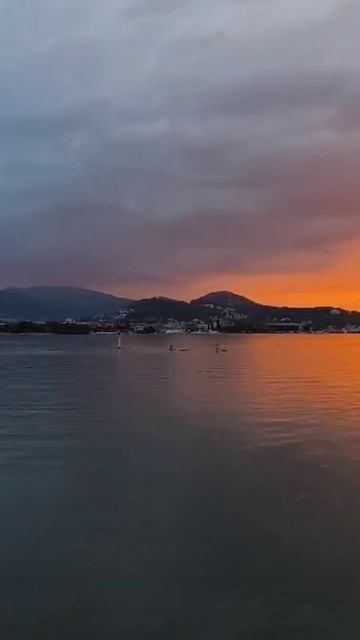 16/08/24 Вечером на озере, закат, 😊🌊🦆🌞 Люцерн, Luzern, Switzer смотреть онлайн