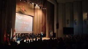 "Поклонимся великим тем годам"
Солист - Борис Стаценко
Дирижёр - Сергей Колесников
mp4