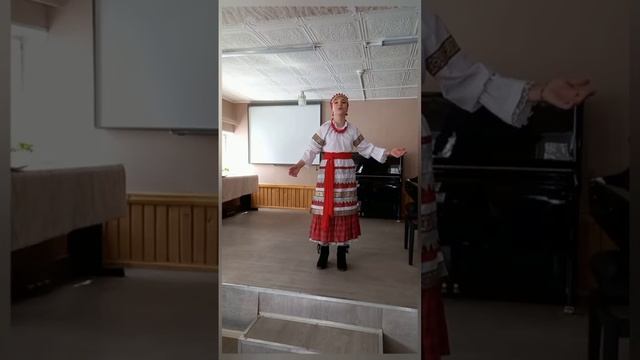 Фурника Иляна Разбросала косы русые берёза смотреть онлайн