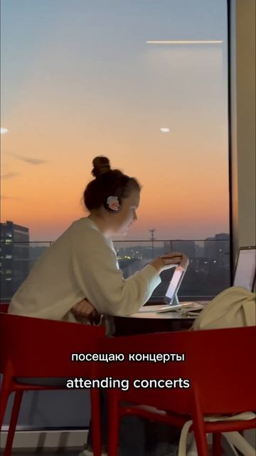 На канале уже есть влог, а еще мы с подругой Лерой веде? смотреть онлайн