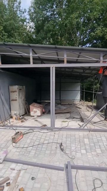 Ворота варим на объекте #shorts смотреть онлайн