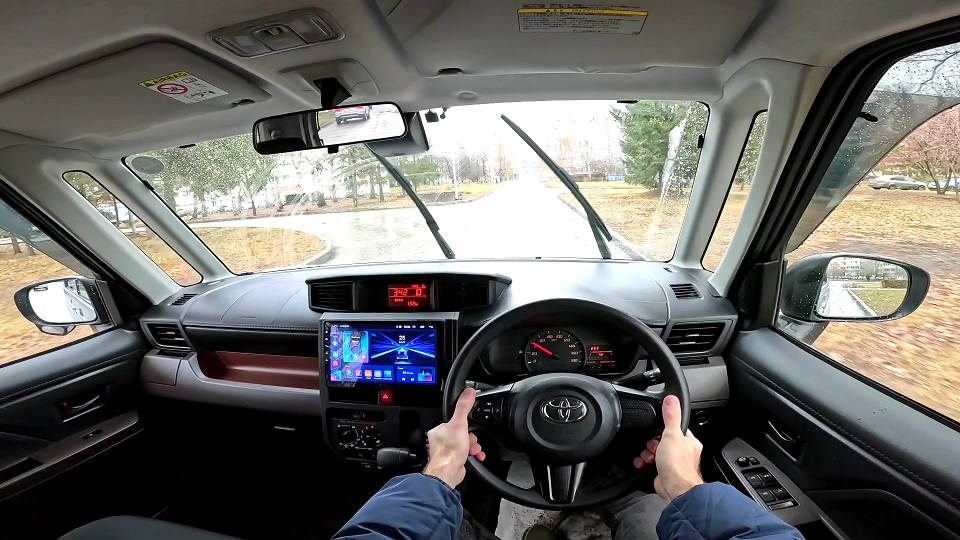 2017 TOYOTA ROOMY POV TEST DRIVE