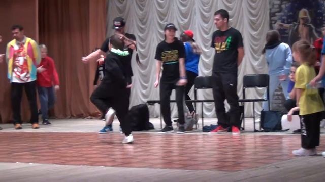 Хип-хоп 1х1 битва за 3 место