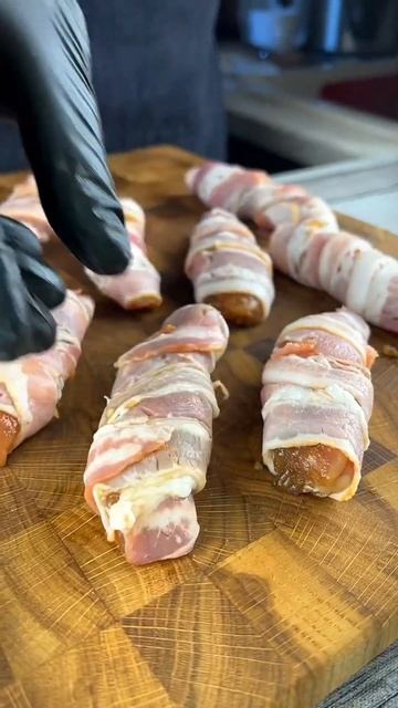 КУРИНЫЕ ПАЛОЧКИ В БЕКОНЕ