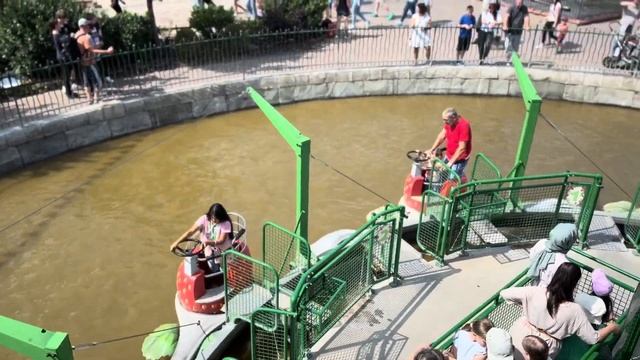 Обиделась… но всё равно покажу вам клубничную деревн? смотреть онлайн