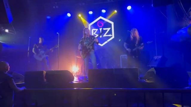 Biz Rage - Paint the Devil on the wall смотреть онлайн