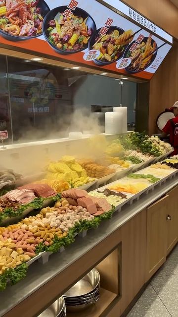 Китайцы всегда и везде едят. Пекин 2024 #food #еда #travel смотреть онлайн