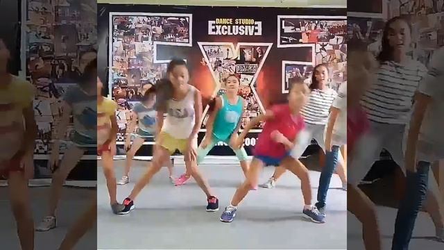 Мы сегодня идем на хип хоп и танцуем под песню work it смотреть онлайн