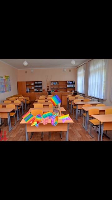 Мне было лень снимать видео но этот шедевр не мог не бы смотреть онлайн