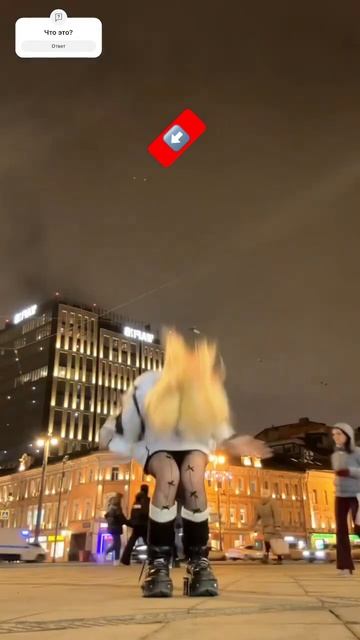 Заметили две точки в небе моргают? Не знаете что это? смотреть онлайн