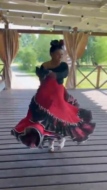 Есть ещё порох в пороховницах! Танцуй, Алёна, танцуй!! смотреть онлайн