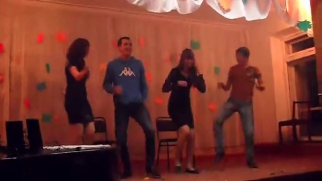 Прикольно танцуют смотреть онлайн