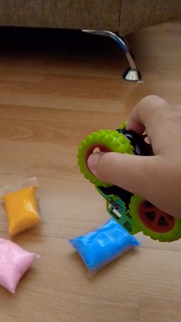 Сделай батут для своей зелёной быстрой машинки🤯🤯🤯?