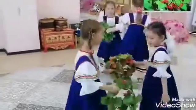 Праздник «Хорошо осенью в России» смотреть онлайн