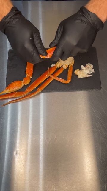 Клешни краба Стригуна от магазина морепродуктов Краб? смотреть онлайн