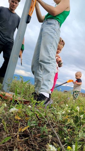 Первая сторона забора вкопана. ✌ Уймонская Долина. #ал смотреть онлайн