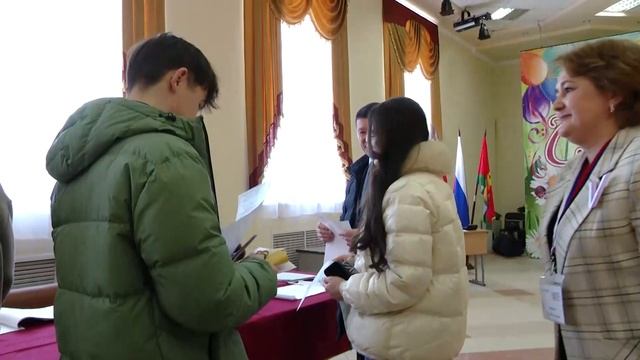 РФ Президенты сайлауларына күп кенә питрәчлеләр бөте? смотреть онлайн