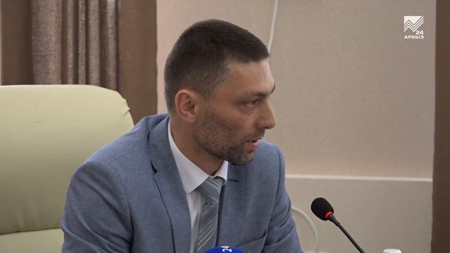 Сохранением карачаевской породы лошадей заняты специалисты СКГА смотреть онлайн