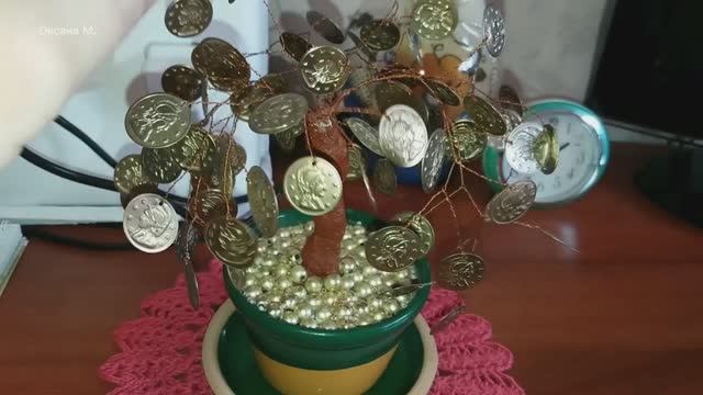 Два бисерных деревца.mp4