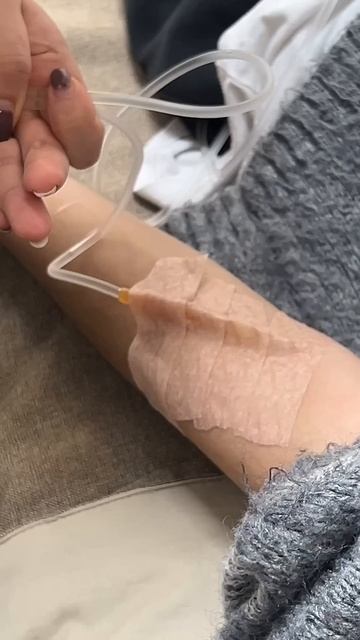 Почему у корейцев белая кожа?😱 смотреть онлайн