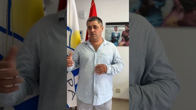 Житель аула Псыж Хизир Татаршао вместе со своей дочерью поднялся на Эльбрус смотреть онлайн