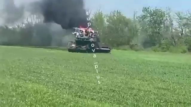 У нас потери. ЗРК Бук. На войне без них никак. смотреть онлайн