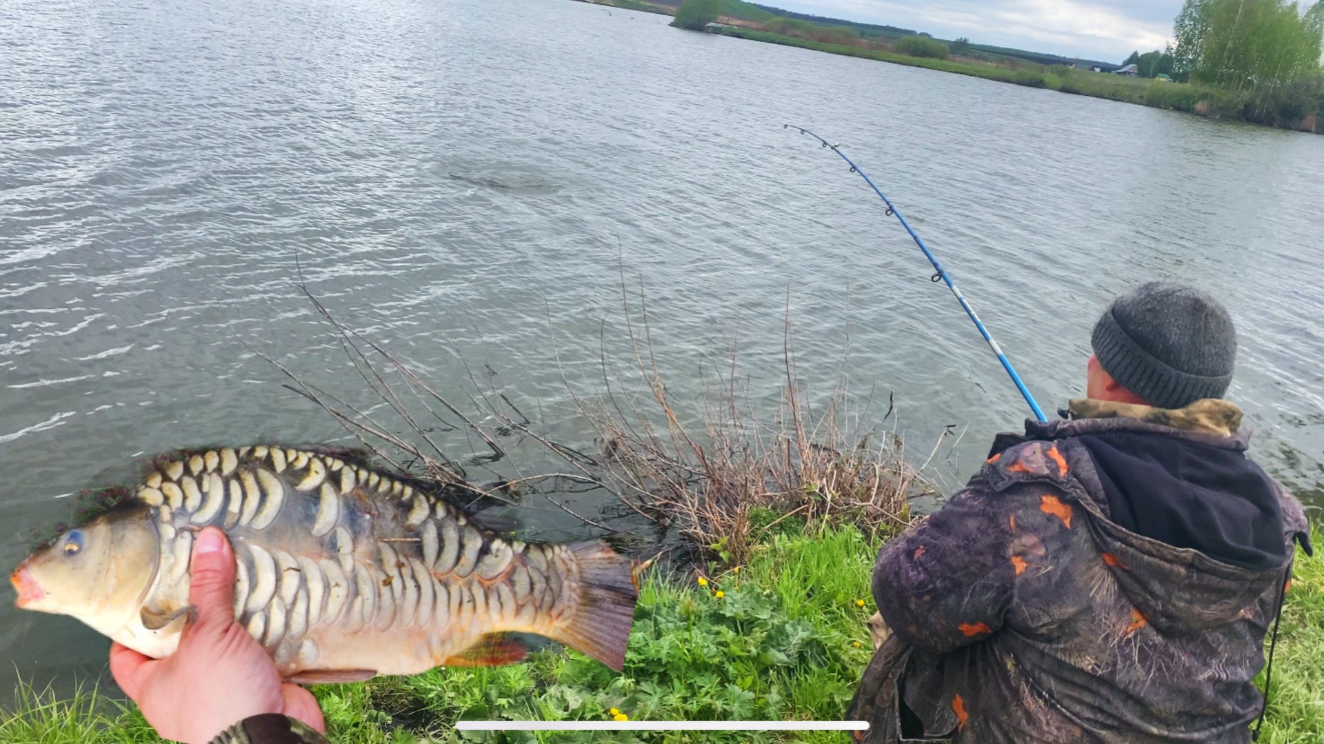 ЗАКОРМИЛ ТОЧКУ..и НАЧАЛОСЬ!!На ЧТО ЛОВИТЬ КАРПА ВЕСНОЙ?РЫБАЛКА НА ДОНКИ В МАЕ!! смотреть онлайн
