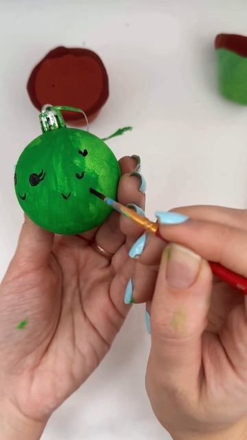 Чтоо? Сделала кактусы из ёлочных игрушек! смотреть онлайн