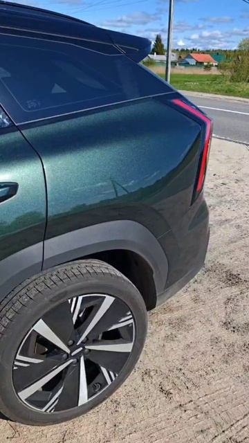 GEELY ATLAS AWD смотреть онлайн