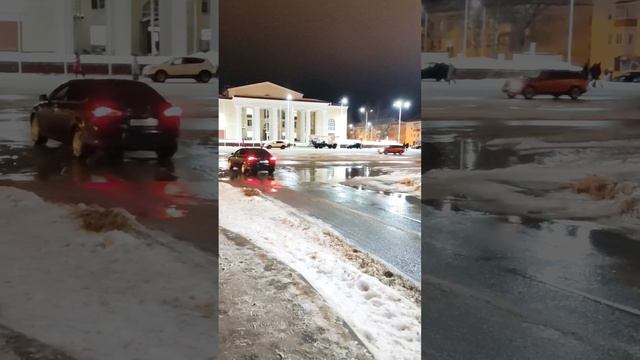 Зимний ❄⛄ - Весенний 🌱 Вечерний город 🌇🏢🏦 Вот и пр смотреть онлайн