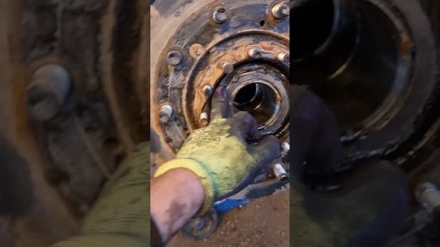 Камаз 43118 снятие задней ступицы, один из вариантов.