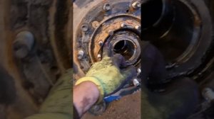 Камаз 43118 снятие задней ступицы, один из вариантов.