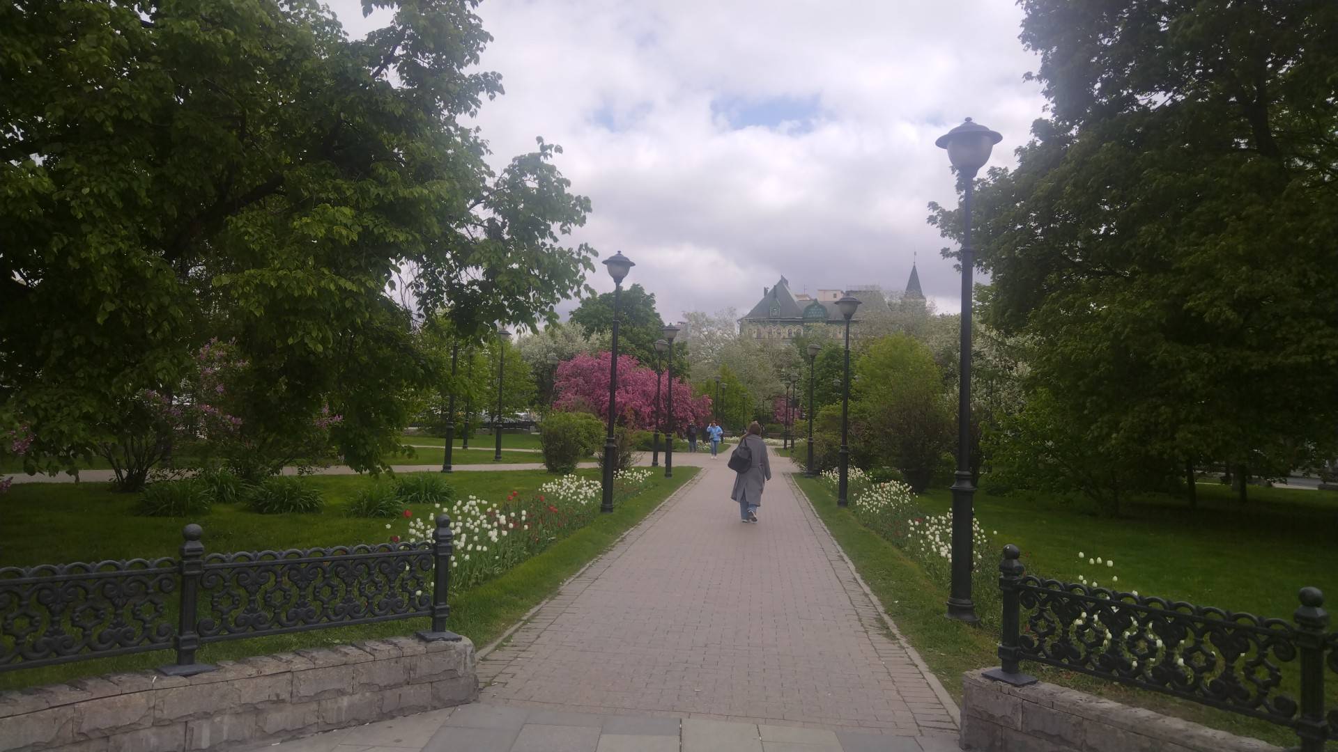 БОЛЬШАЯ СУХАРЕВСКАЯ ПЛОЩАДЬ смотреть онлайн