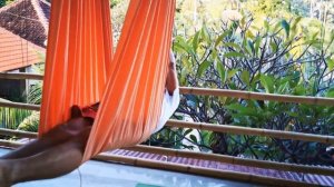 ТОП 5 УПРАЖНЕНИЙ ДЛЯ ЗАНЯТИЯ ЙОГОЙ В ГАМАКАХ