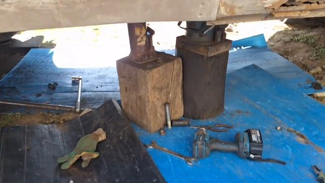 Газель! замена сцепления и мелкие чипурения)))