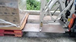 Сталкиватель для погрузчика: что это и как работает