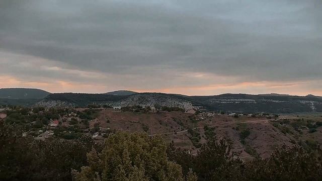 У холмов есть уши смотреть онлайн