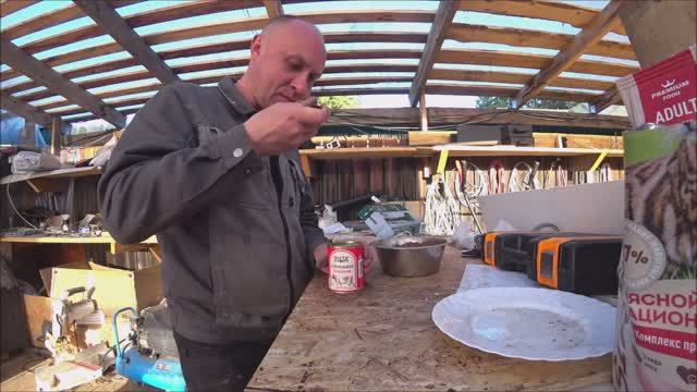 Тестирую тушёнку на собаках смотреть онлайн