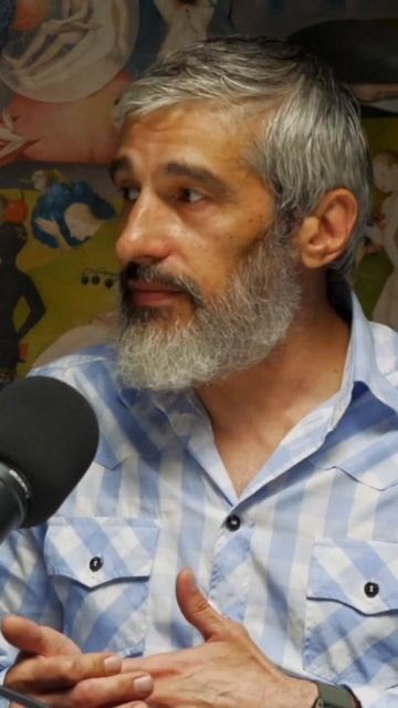 “Есть определенная часть в обществе, которая не может смотреть онлайн