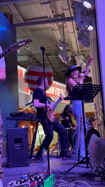 #cher #believe #депомосква #stereowaves #coverband #кавергруппамосква смотреть онлайн